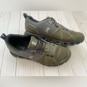 On Cloud 5 Running Men's Athletic Shoes WATERPROOF olive green black 8.5 8 1/2